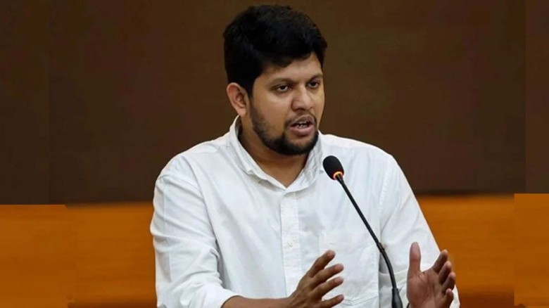 কারা-কীভাবে সরকারকে বেকায়দায় ফেলছে, জানালেন উপদেষ্...